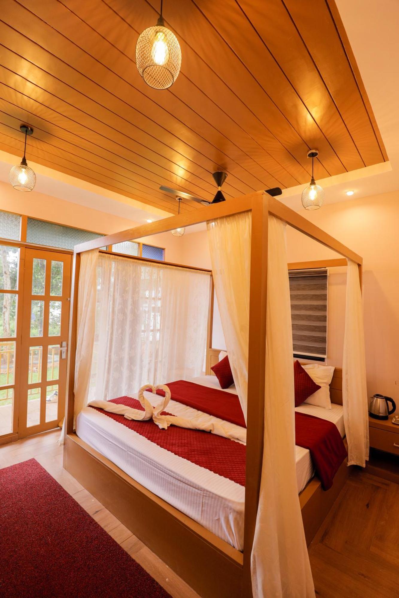 Sky Blue Homestay With Pool Vythiri Εξωτερικό φωτογραφία